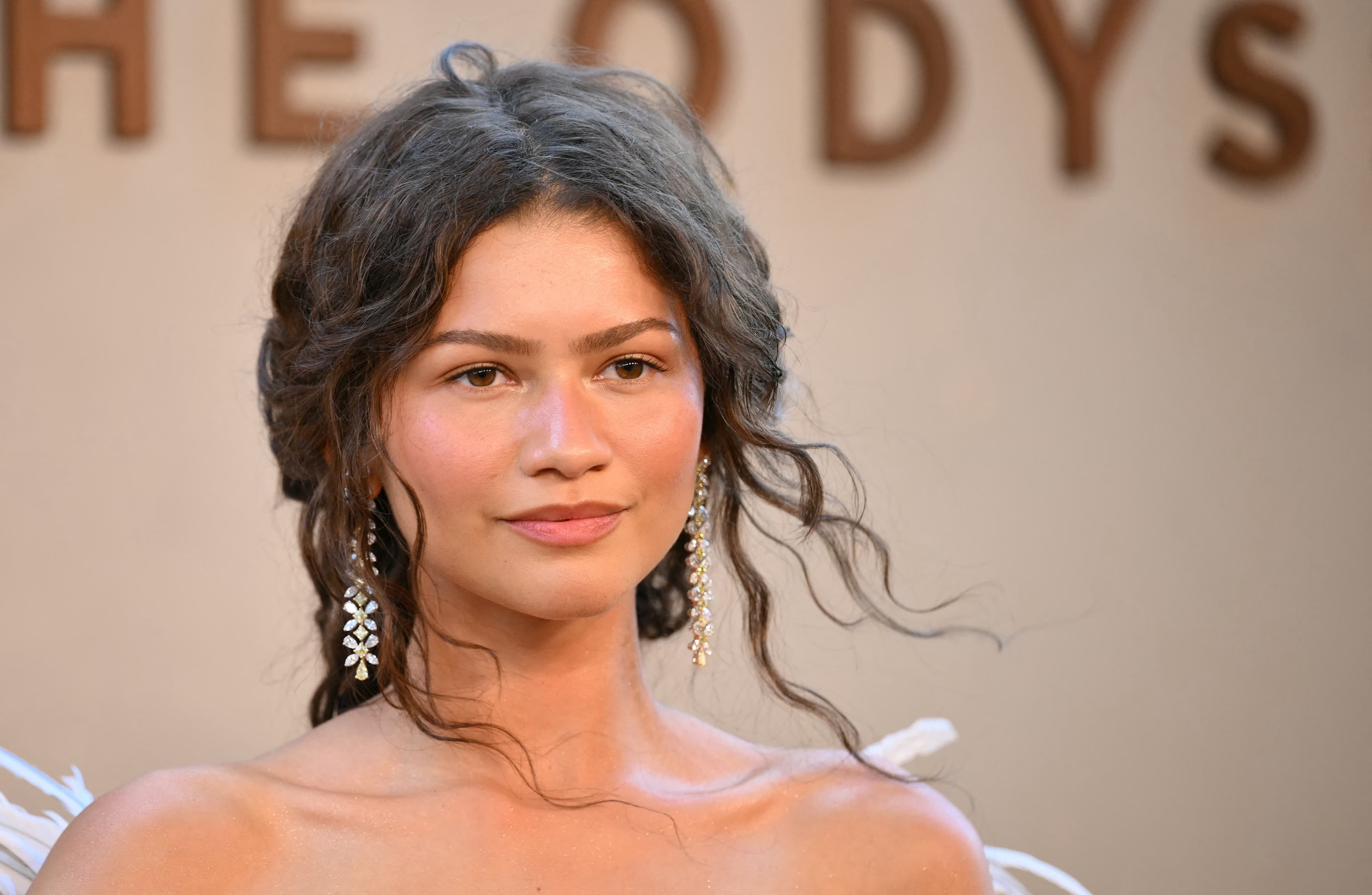 El Beauty Look de zendaya para el estreno en Nueva York de "La Odisea"