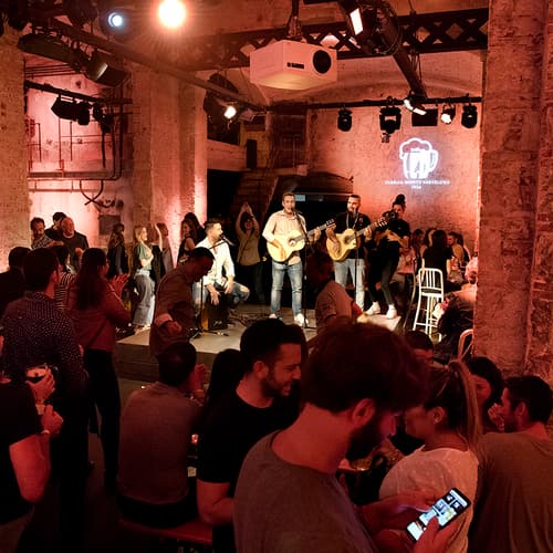 Vuelve la versión más barcelonesa del Oktoberfest a la Fàbrica Moritz Barcelona