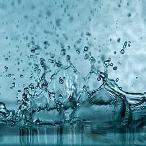 Agua en la industria: claves para mejorar eficiencia y sostenibilidad