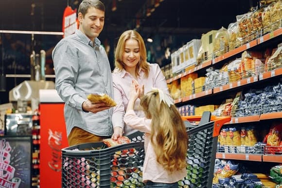 Los engaños nutricionales de los supermercados: 7 estrategias para que los consumidores compren más