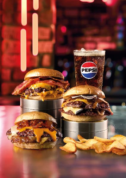 Ribs lanza una nueva gama de smash burguers