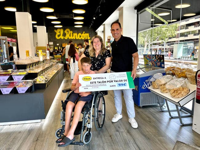 El Rincón recauda más de 900 € para la asociación Somos PERA (Enfermedades Raras)