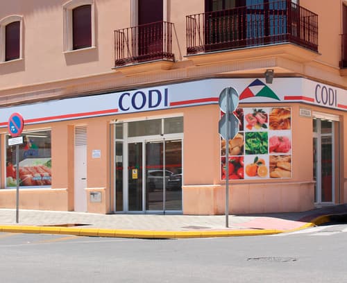 Supermercados El Jamón adquiere 26 nuevos establecimientos con la compra de Supermercados CODI