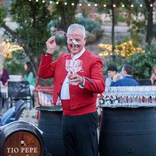El estilo de vida Tío Pepe se vive en "veranea en la bodega"
