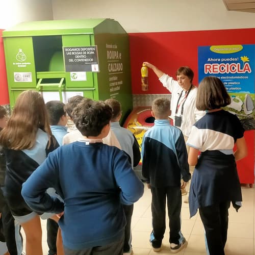 Arranca la XI edición de los programas educativos para escolares `Visita tu Súper' y 'Mates en tu Súper' de VEGALSA-EROSKI