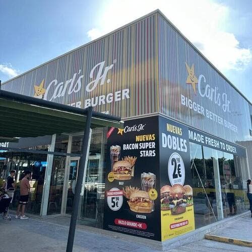 Carl’s JR. refuerza su presencia en Cádiz