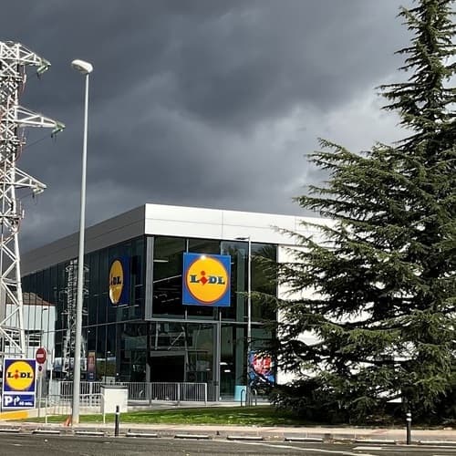 Lidl inaugura su sexta tienda en Pamplona tras invertir más de 6 M€ y crear 24 nuevos empleos
