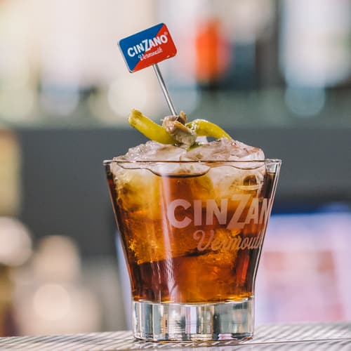 El vermut “Bilbao pasado y futuro” de La Destilería, se convierte en el vermut oficial de Bilbao 2024