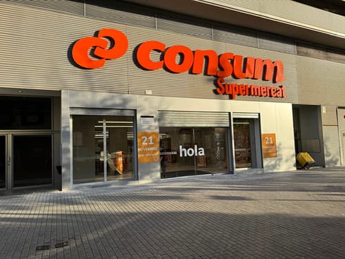 Consum abre un nuevo supermercado en Rubí y supera los 270 establecimientos en Cataluña