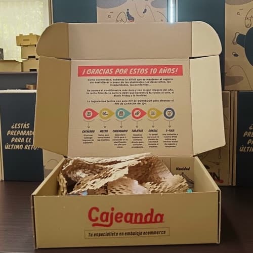 Cajeando lanza las sesiones #CajeandoEtalks para ayudar a sus clientes a crecer más