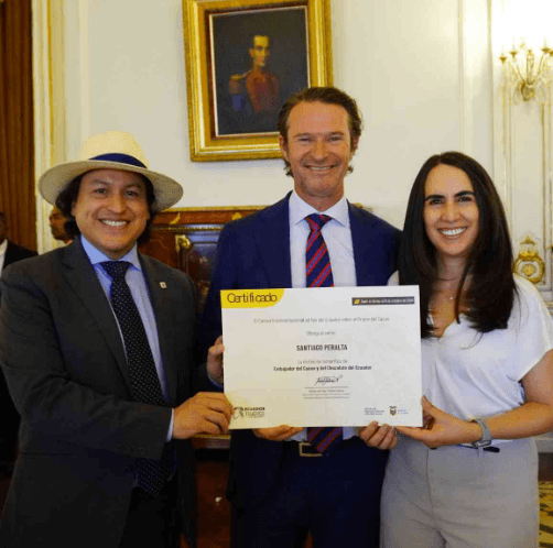 Santiago Peralta, fundador de Paccari, nombrado Embajador del Cacao y del Chocolate por Ecuador