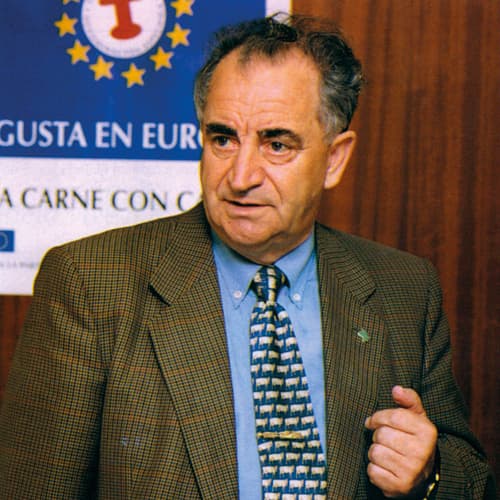 Ternera Gallega Loa la trayectoria de su Presidente Fundador, Maximino Viaño García