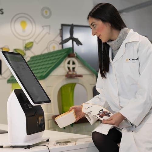 AIMPLAS desarrolla un demostrador del pasaporte digital para productos plásticos