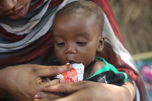 GADIS apoya a UNICEF para enviar más de 4.000 kits de vacunas y alimentos a niños de todo el mundo