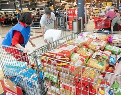 EROSKI y sus clientes recaudan más de 2.000 toneladas de alimentos en favor de los Bancos de Alimentos en 2024