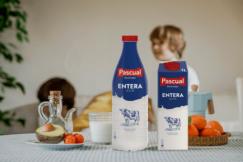 Leche Pascual estrena nueva imagen para conectar con el consumidor a través del cuidado integral