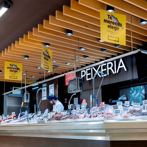 GADIS es la cadena gallega preferida para comprar pescado según la OCU
