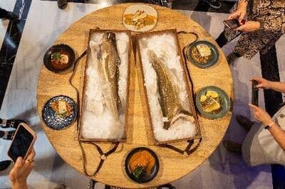 El chef Íñigo Urrechu dirige el miércoles 12 de febrero en Madrid un exclusivo evento gastronómico para celebrar por todo lo alto la llegada de la nueva temporada del skrei, el rey de los bacalaos exclusivo de Noruega