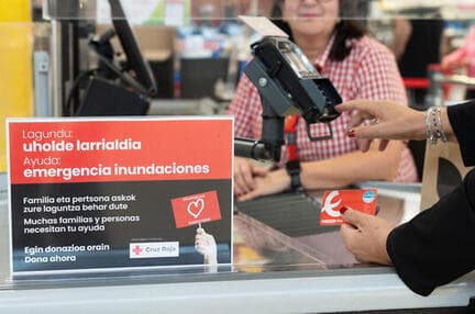 EROSKI y sus clientes recaudan 23 millones de euros para causas solidarias