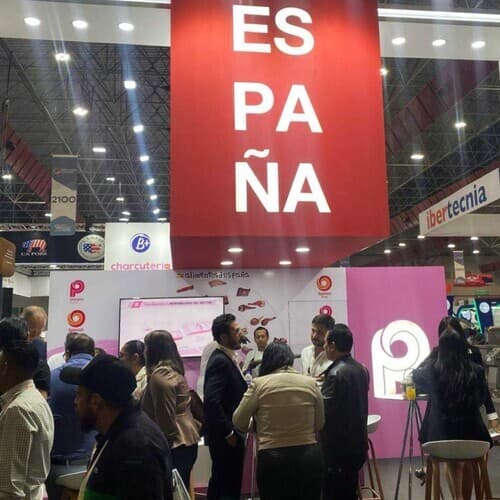 INTERPORC refuerza la posición del porcino español en México con su participación en Expo Carnes y Lácteos