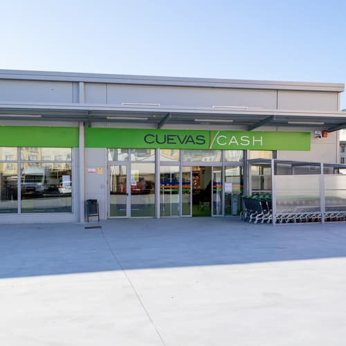 Cuevas Cash debuta en a Mariña Lucense con su primer gran centro de alimentación