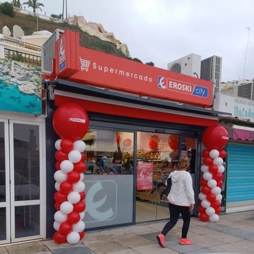 EROSKI inaugura un nuevo supermercado franquiciado en Nerja, en Málaga
