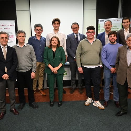 Bioseguridad y relevo generacional protagonizan la presentación en Segovia de ‘Los retos del sector porcino español’