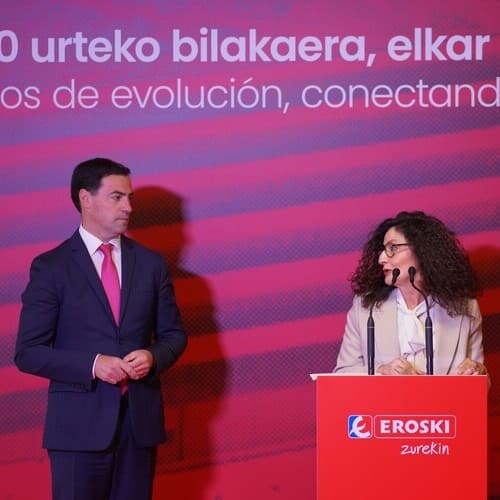 El Lehendakari visita la cooperativa EROSKI con motivo del 50º aniversario de su sede y su plataforma logística en Elorrio