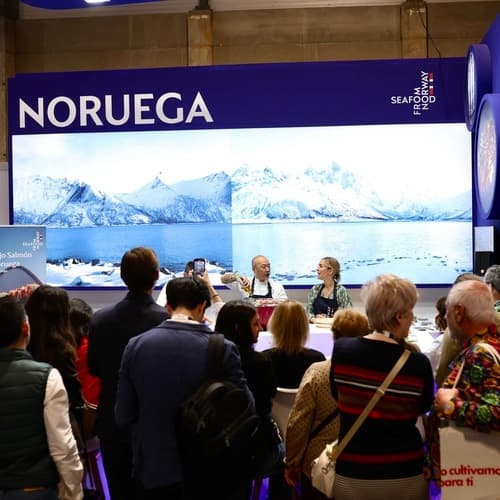 Paula Monreal y Hung-Fai sorprendieron hoy en el Salón Gourmets con recetas innovadoras e irrepetibles con los mejores pescados y mariscos de Noruega