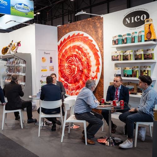 Presencia destacada de Nico Jamones en el Salón Gourmets con productos naturales y showcooking en directo