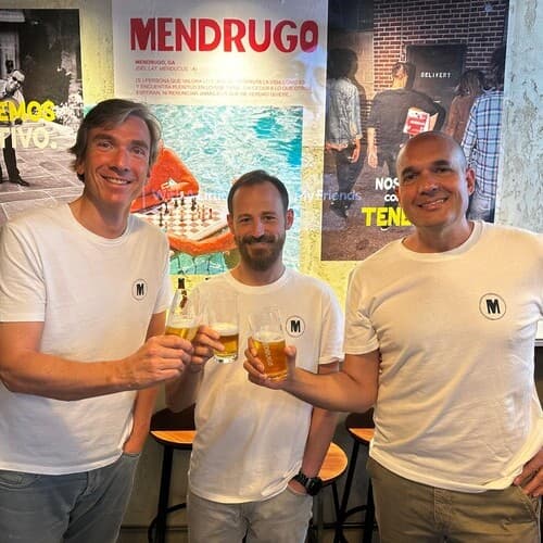 Llega a Madrid “Mendrugo”, el primer bar de cerveza artesanal elaborada con sobrantes de pan