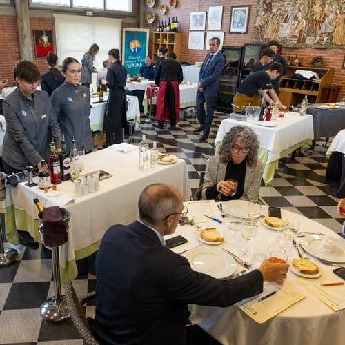 Makro refuerza su apoyo a los jóvenes talentos del sector hostelero en Cataluña