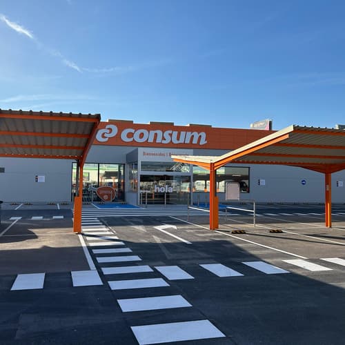 Consum abre una nueva tienda en el parque comercial de Massanassa