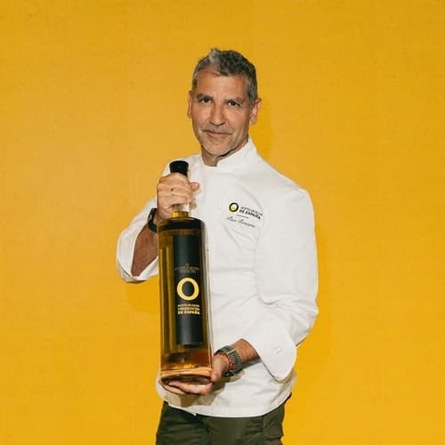 Paco Roncero crea la versión definitiva de su bocadillo perfecto de AOVE para Aceites de Oliva de España