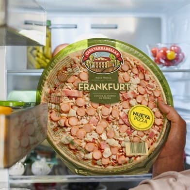 Casa Tarradellas presenta su nueva Pizza Frankfurt