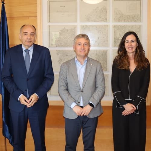 UDC, Vegalsa-Eroski y Fundación Eroski impulsarán juntas el próximo curso académico la Cátedra de Compromiso Social, Comunicación y Reputación Corporativa