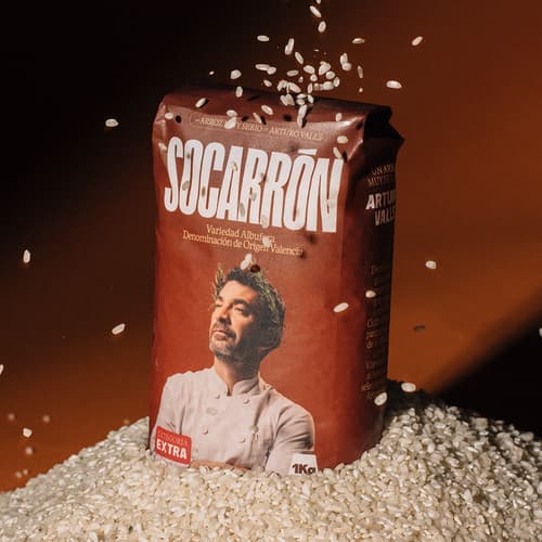 De ‘Rolang Arroz’ a ‘Socarrón’, el giro maestro de Arturo Valls para lanzar su nueva marca