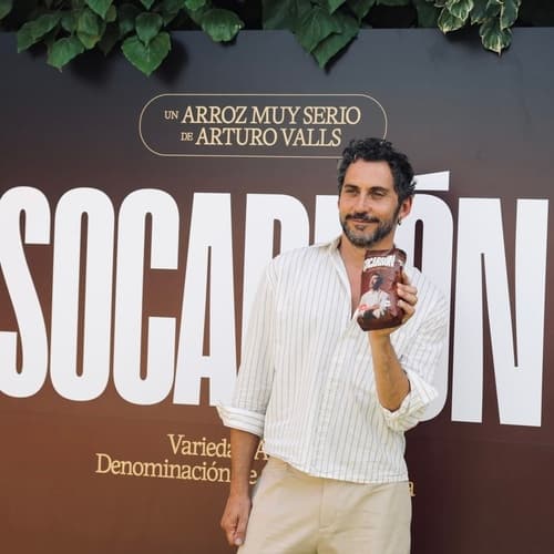 Paco León, Ernesto Sevilla y Wyoming, algunos de los rostros que han acompañado a Arturo Valls en la presentación de su marca de arroz Socarrón