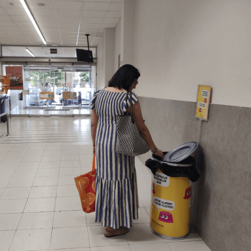 Consum instala contenedores para el reciclado de cápsulas de café en todos los supermercados de la ciudad de València