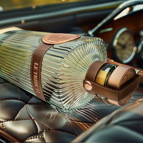 Le Tribute presenta su primera ginebra ultra-premium con una edición limitada de 7.000 unidades a nivel global