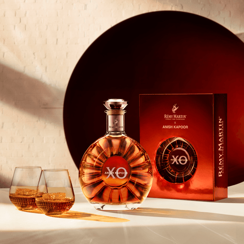 Rémy Martin presenta una edición limitada absolutamente única junto a Anish Kapoor