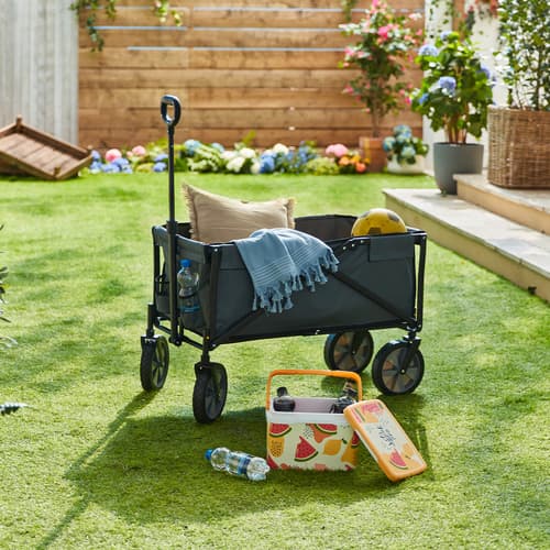 ALDI lanza el carro de mano plegable, el aliado perfecto para escapadas de verano por 49,99 euros