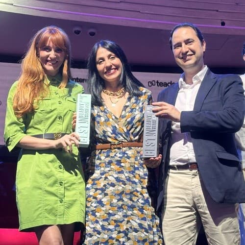 Clarel triunfa en los premios Best!n Beauty&Care 2025 con cinco galardones, incluido el Gran Premio del Año