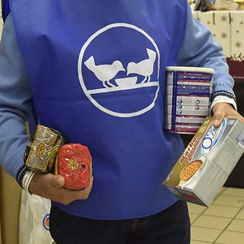 E.Leclerc recauda más de 6.600 kg de alimentos en su campaña solidaria junto al Banco de Alimentos