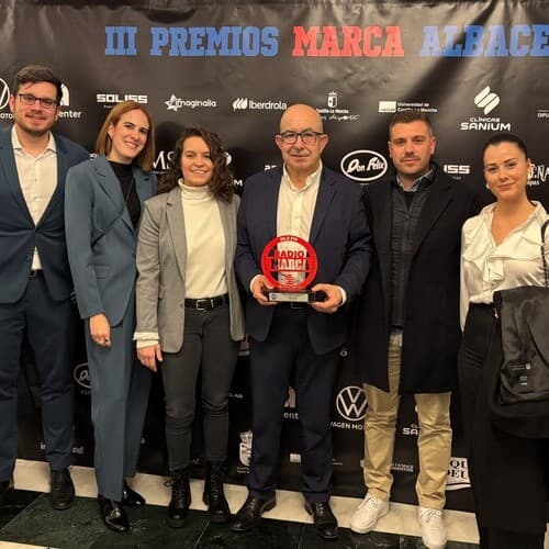 Aquadeus, galardonada por su apoyo al deporte en los III Premios Radio Marca Albacete