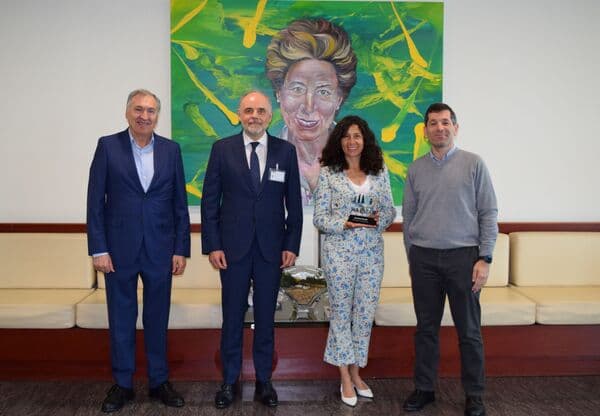 La Fundación España Habitar entrega un reconocimiento a Galletas Gullón por su compromiso con la responsabilidad social corporativa