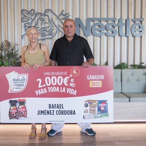 El “Sueldo para toda la vida” 2025 de NESCAFÉ viaja por primera vez a Cuenca