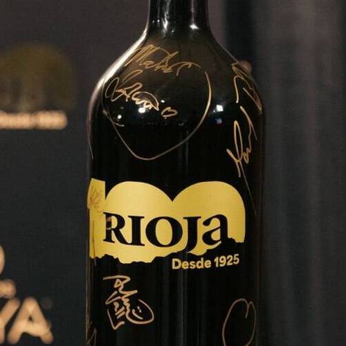 Aparecidas las botellas de edición especial Centenario de Rioja
