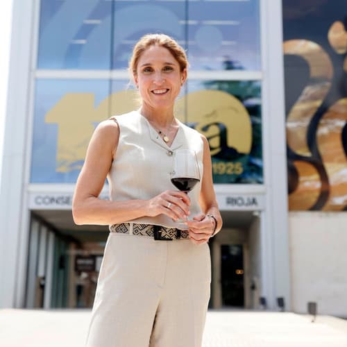 Raquel Pérez Cuevas asume la presidencia del Consejo Regulador y la Interprofesional de Rioja con "honor y responsabilidad" y la calidad como máxima