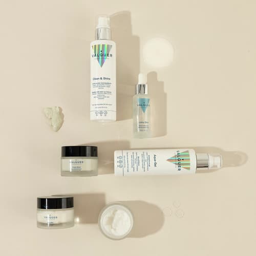 ¿Cuáles son los productos faciales ideales para esta época de eventos? Elimina impurezas y consigue una piel preparada con Valquer Laboratorios